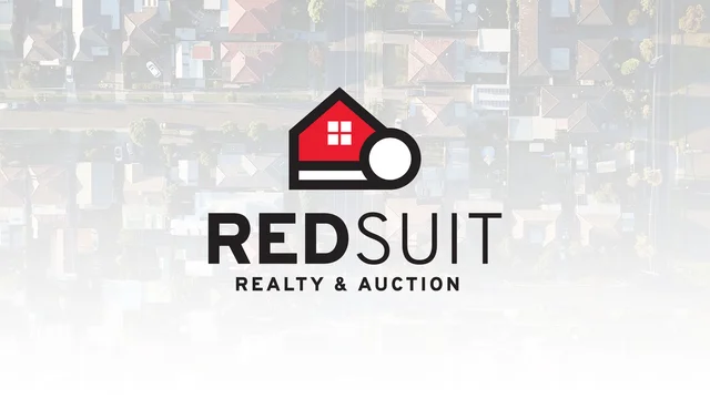 Red Suit Realty